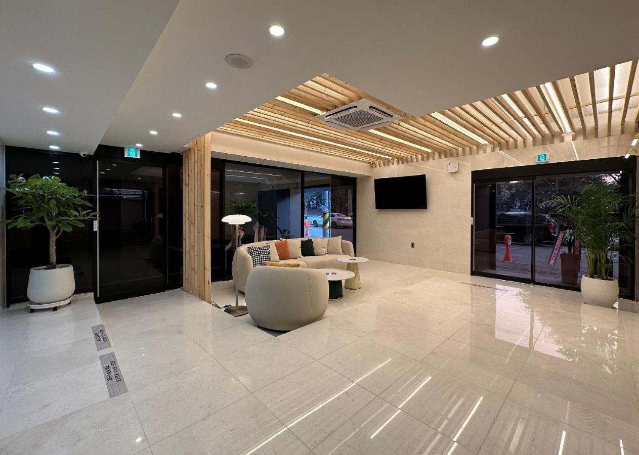 Browndot Hotel Jeonju Ajung Exterior foto