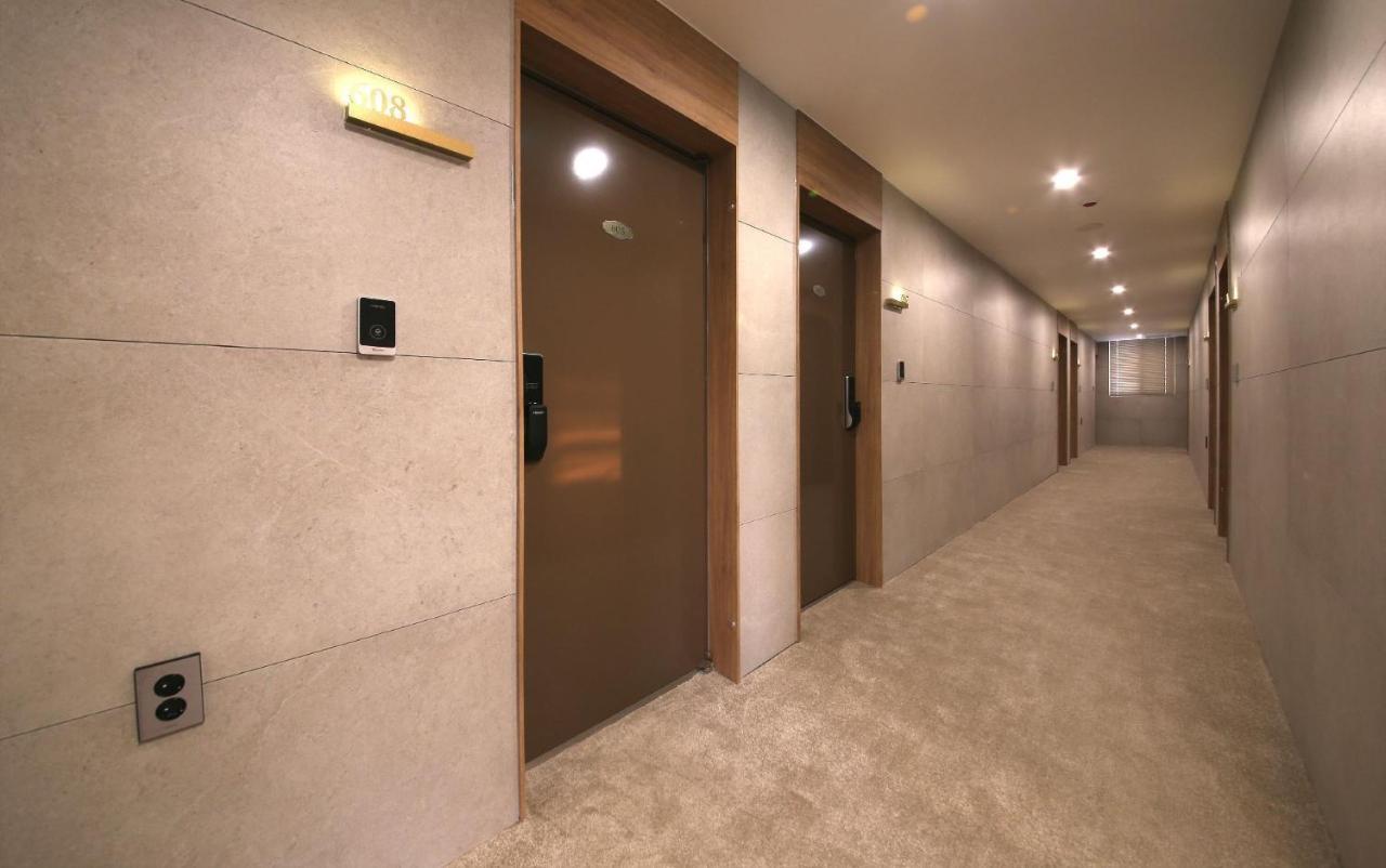 Browndot Hotel Jeonju Ajung Exterior foto
